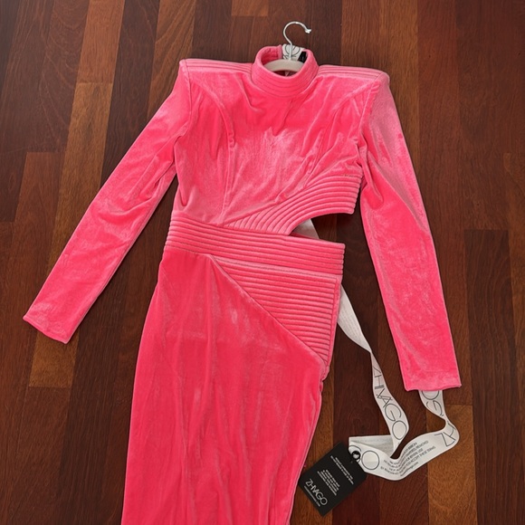 Zhivago Message To Love Gown- Velvet in Neon Pink - Picture 12 of 16